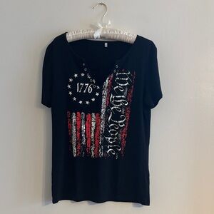 Patriotic Black 1776 American Flag 'We the People' Graphic Tee
